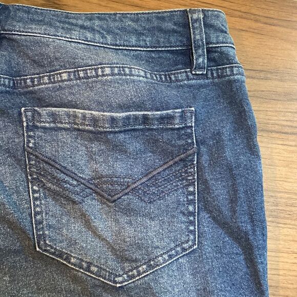 Idyllwind Women’s High Rise Straight leg Jeans - Picture 6 of 7